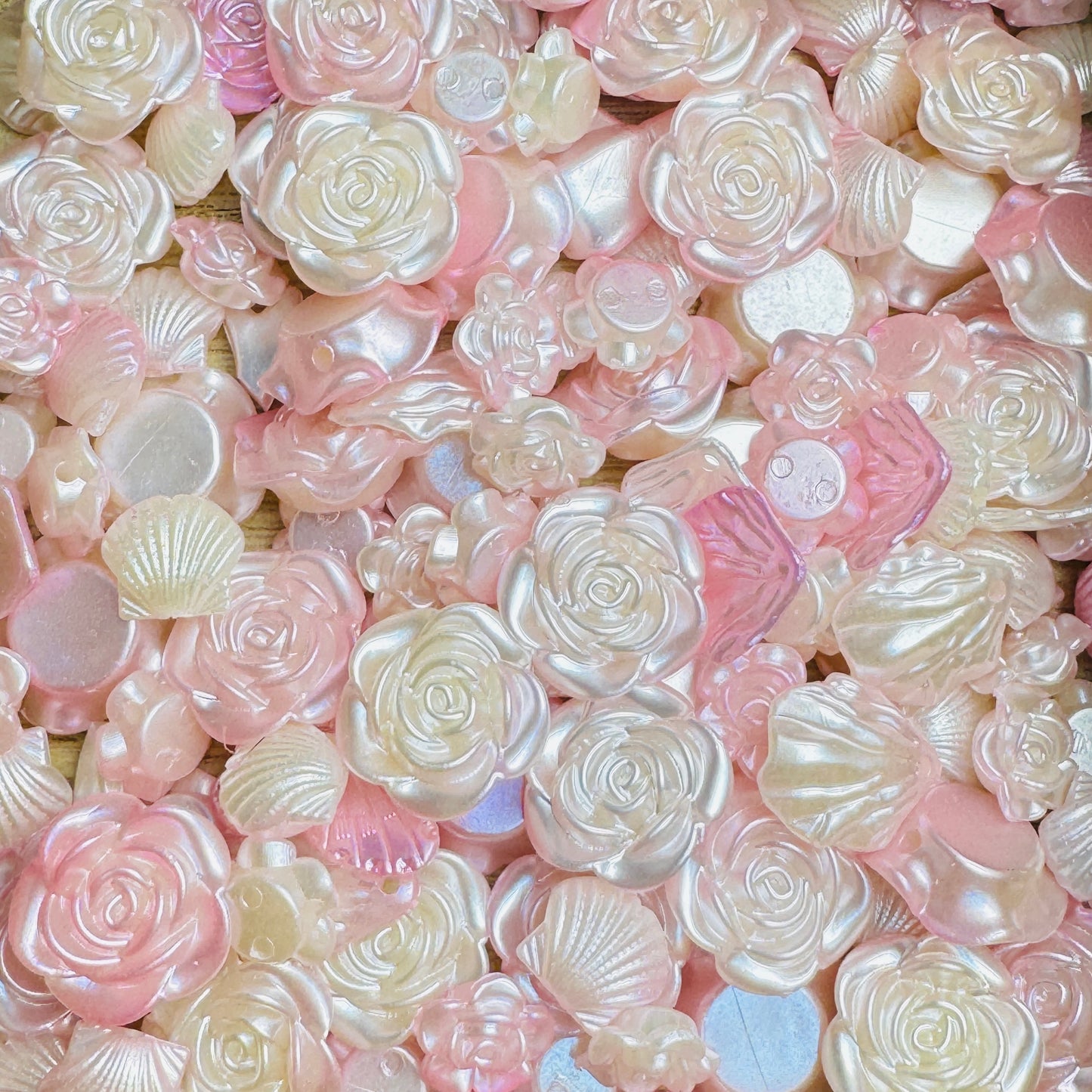 Gradient Rose Charms Mix