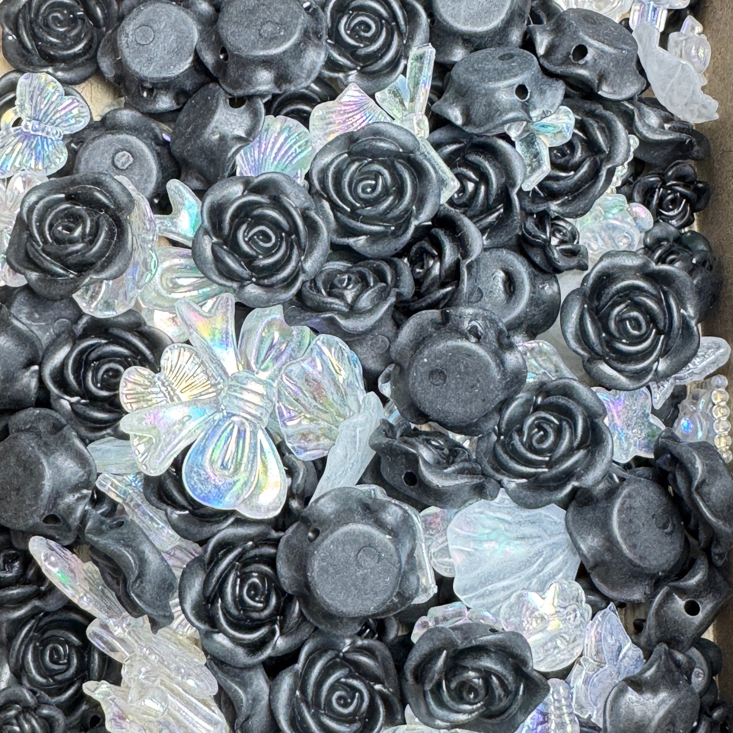 Matte rose charms mix 50g