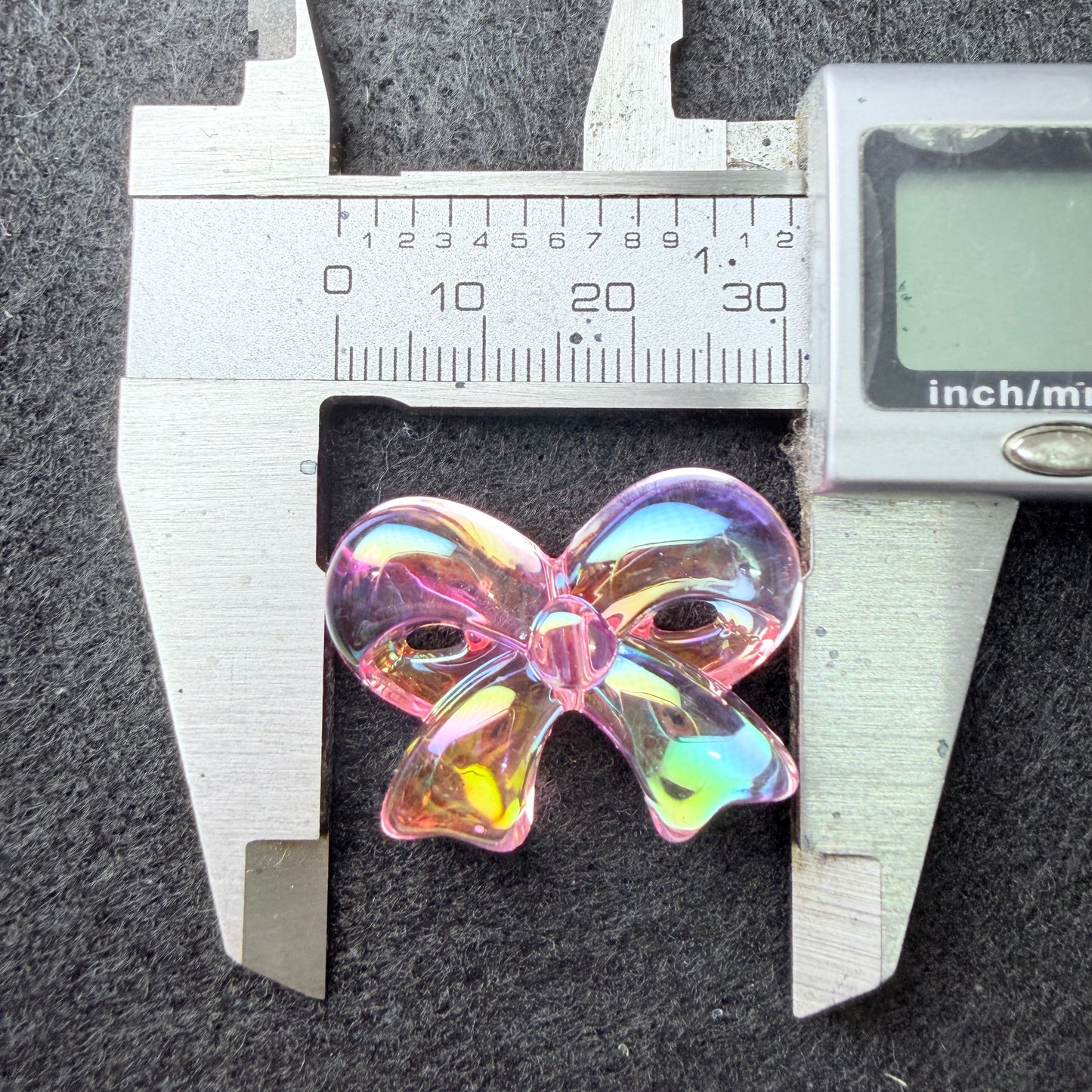 Clear UV Ribbon Bow Beads 5pc