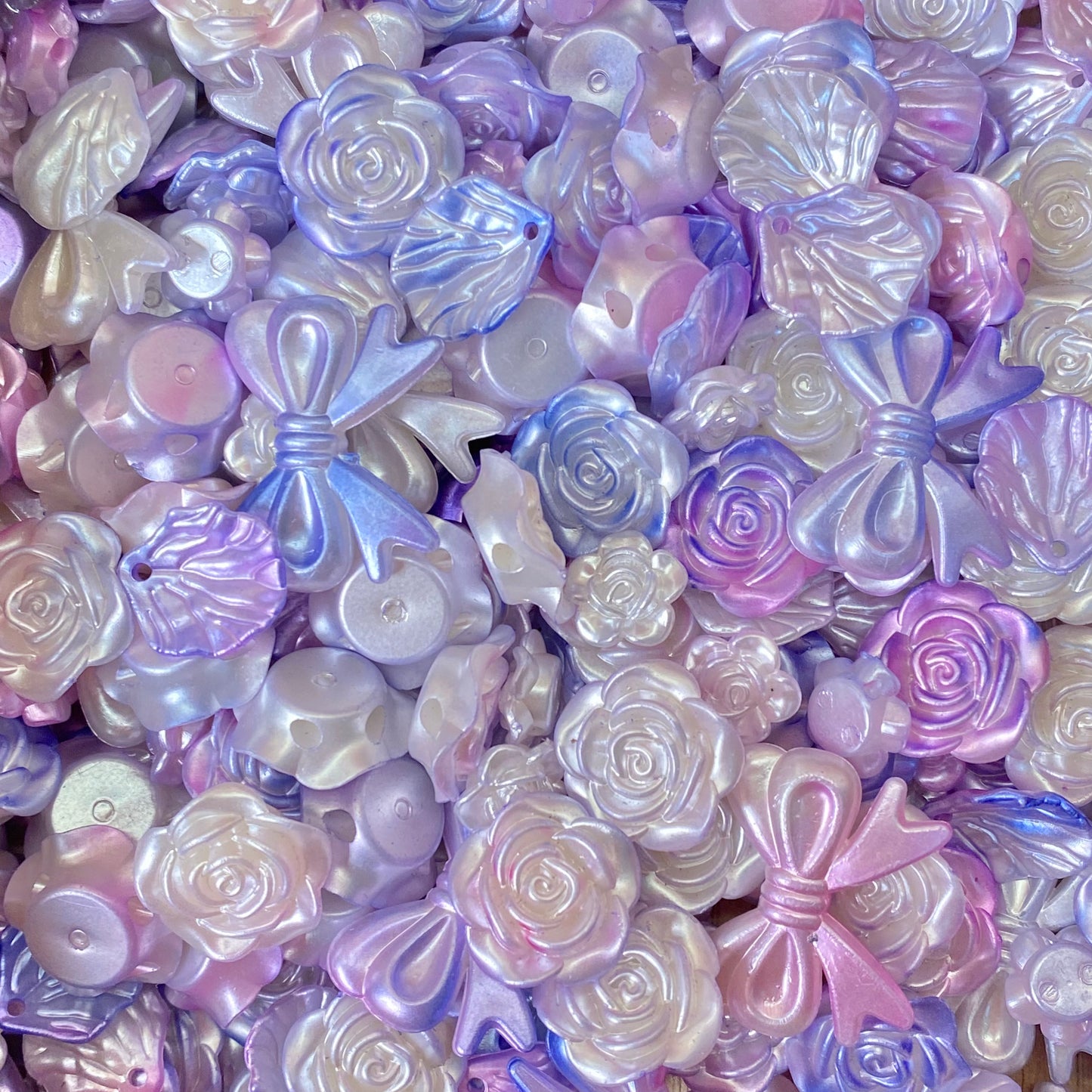 Gradient Rose Charms Mix