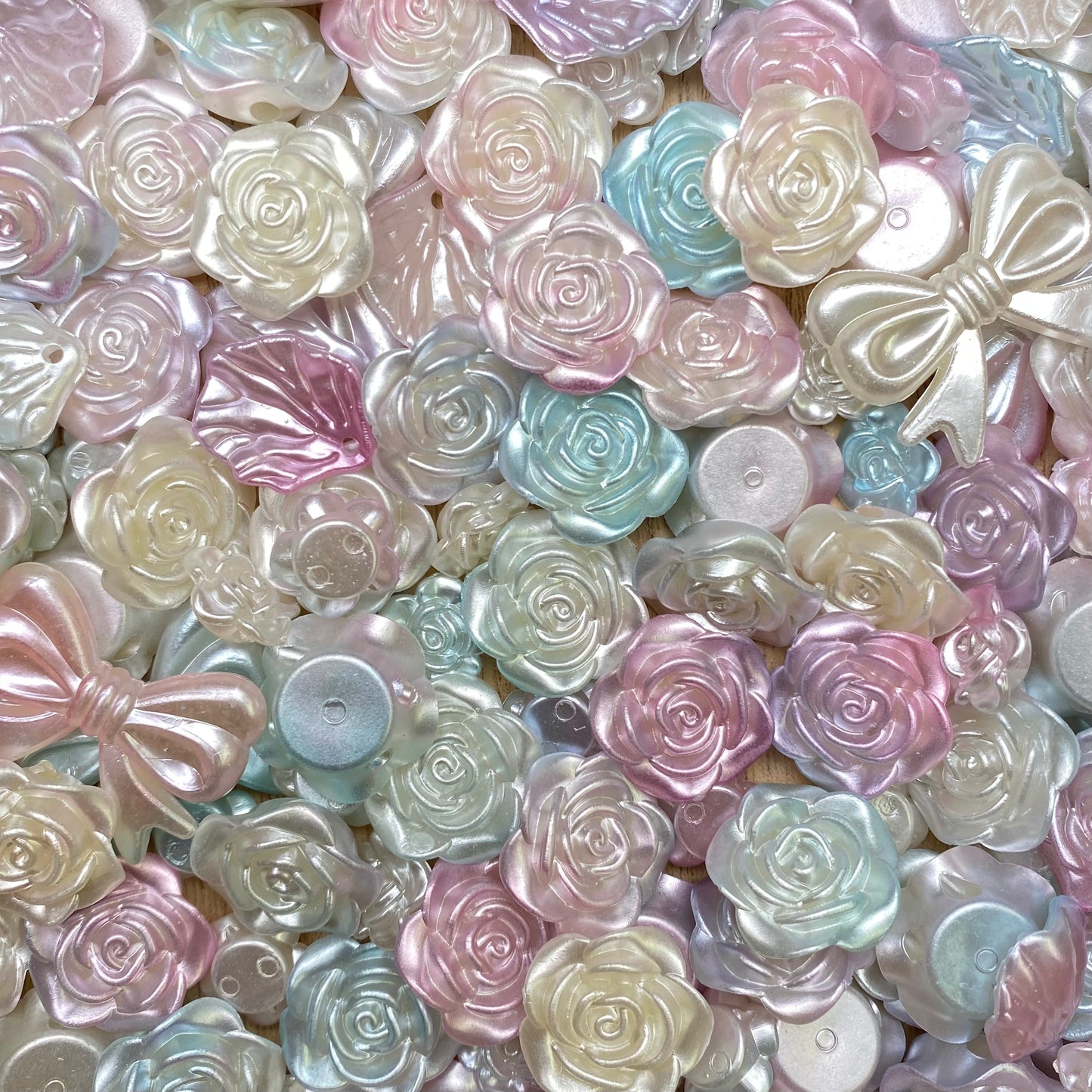 Gradient Rose Charms Mix
