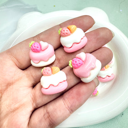 Straberry cake charms 4pc