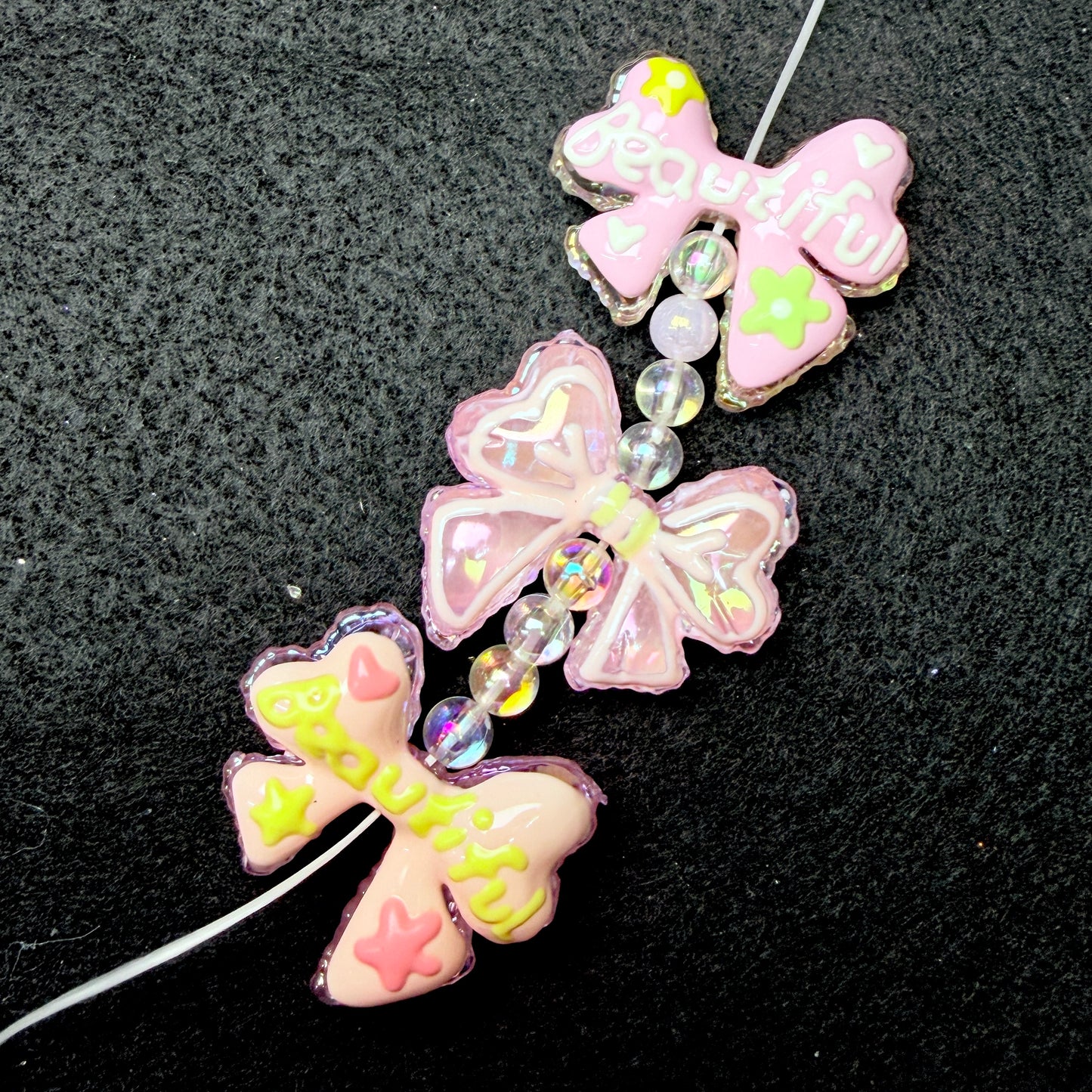Handpainted Beautiful Bow Beads 5pc