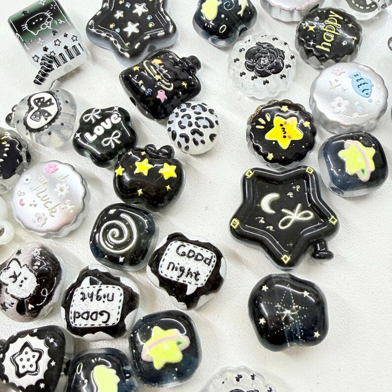 Black n White Acrylic Beads Mix