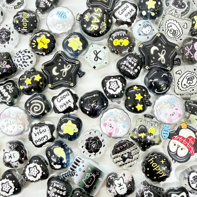 Black n White Acrylic Beads Mix